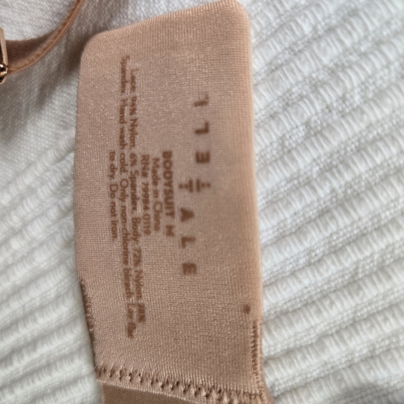 NWT Tell Tale lace bodysuit, size M - Picture 4 of 5